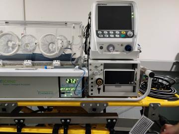 Monitor a mentőautóba